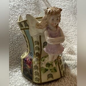 Vintage Braithwaites Fairy Lustre jug/ vase -8 inches tall